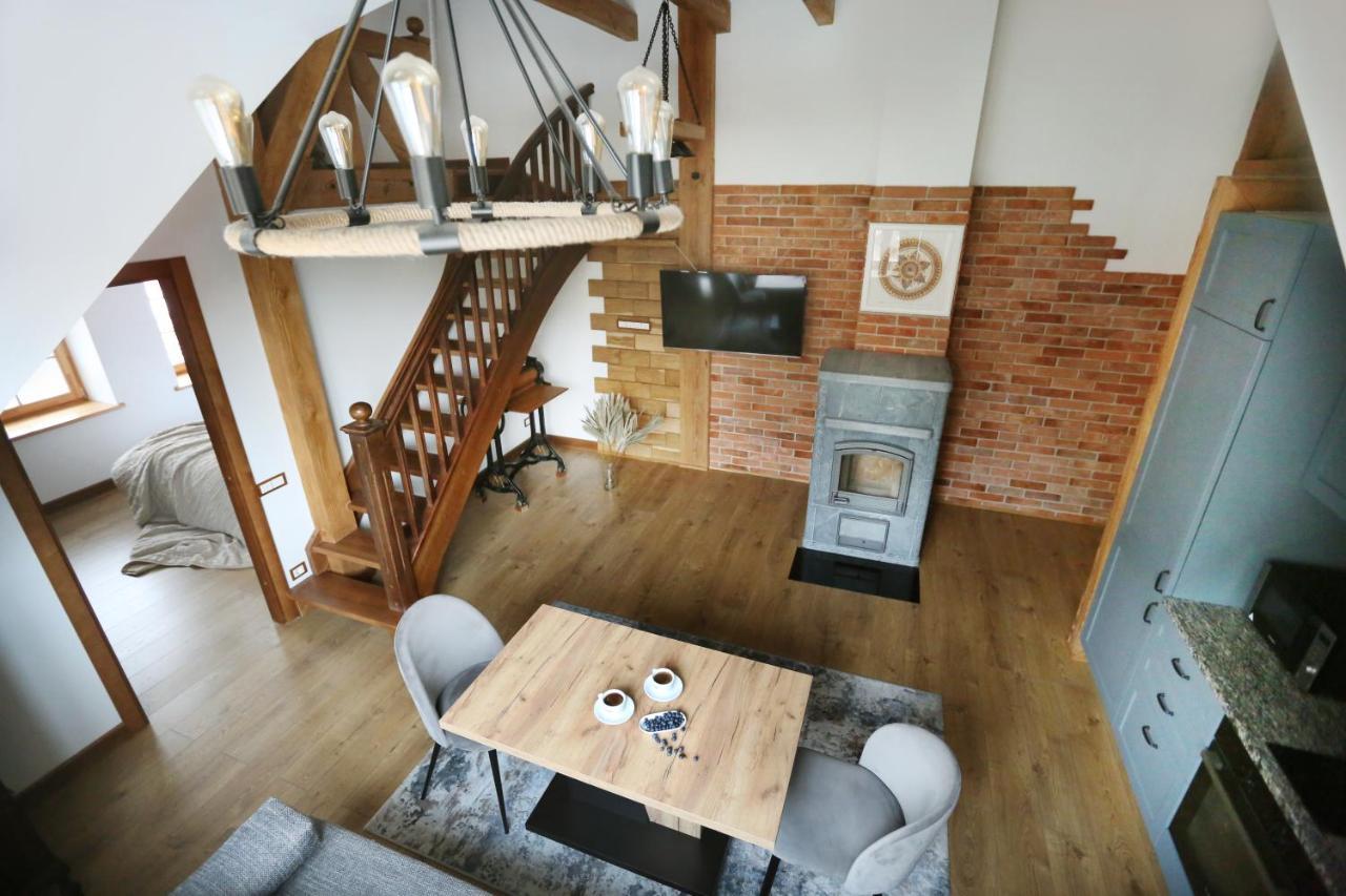Nora Berry Apartment *
